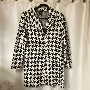 New Nina Leonard Black and White Houndstooth Blazer